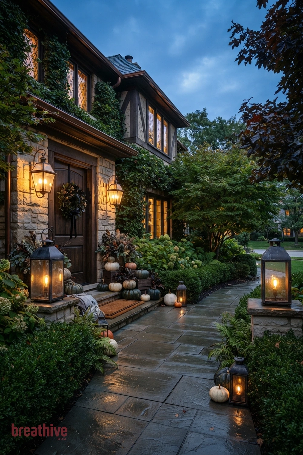 classy outdoor halloween decor